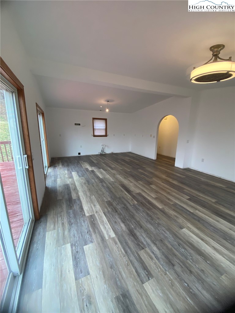 257 Isabel Way Property Photo 11