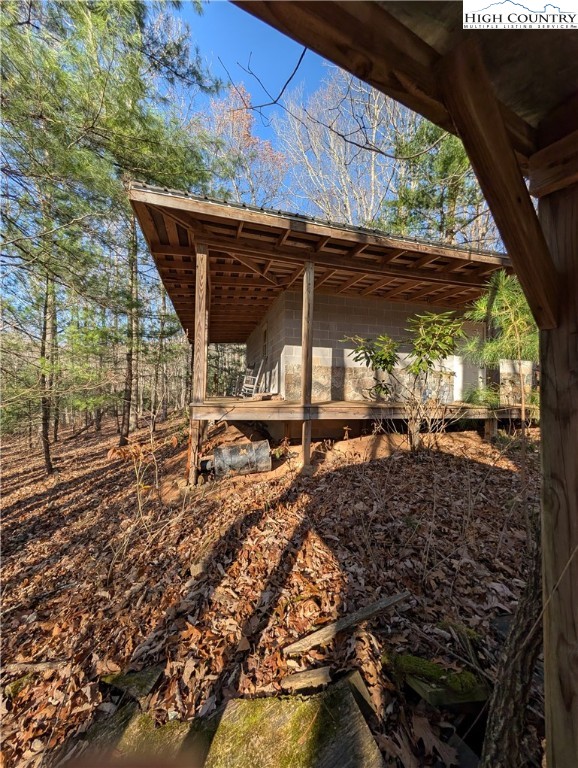 574 Three Creeks Lane Property Photo 3