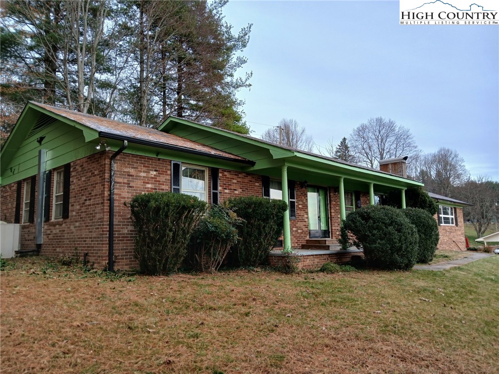308 Hickory Mtn Road Property Photo 2