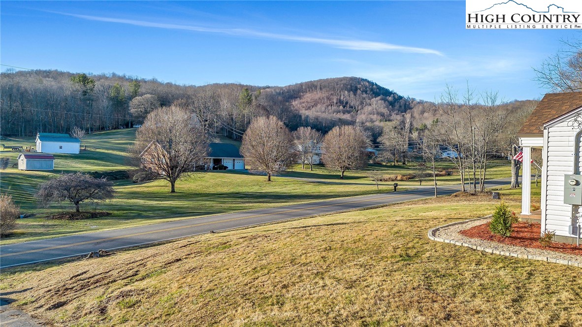 566 Buck Mountain Circle Property Photo 4