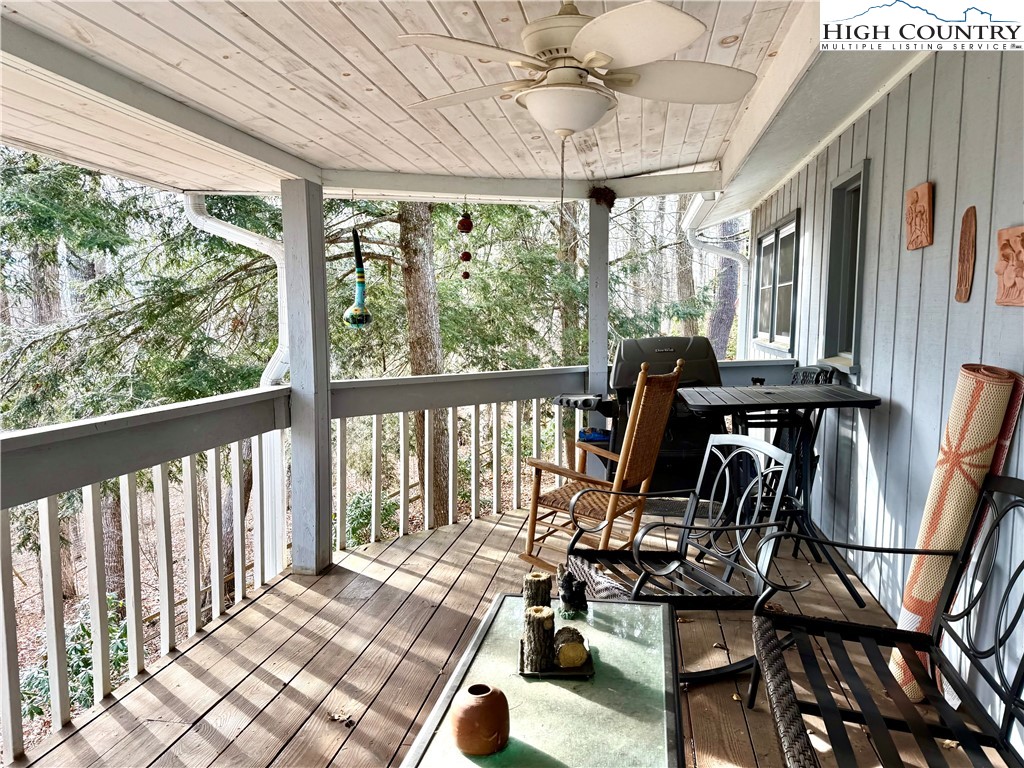 12 Yarrow Loop Property Photo 25