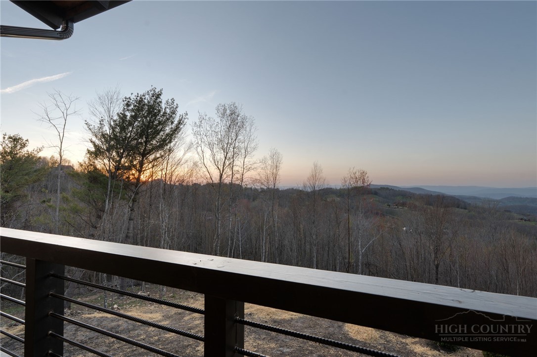 617 Eagle Creek Trail Property Photo 9