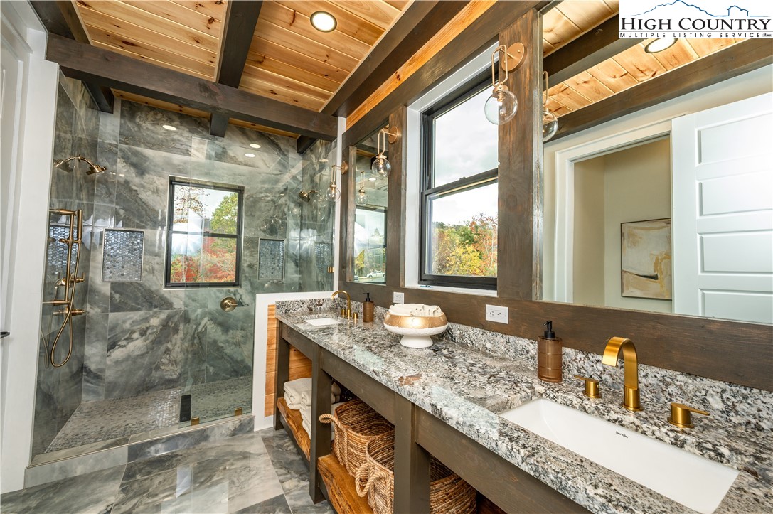 617 Eagle Creek Trail Property Photo 24