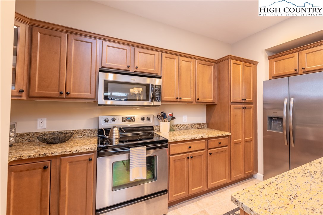 120 Pleasant View Boulevard 11c Property Photo 28