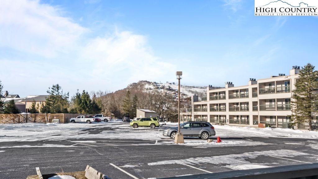 301 Pinnacle Inn Road 1114 Property Photo 19