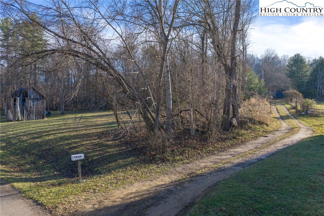 1183 Cowan Town Property Photo 25