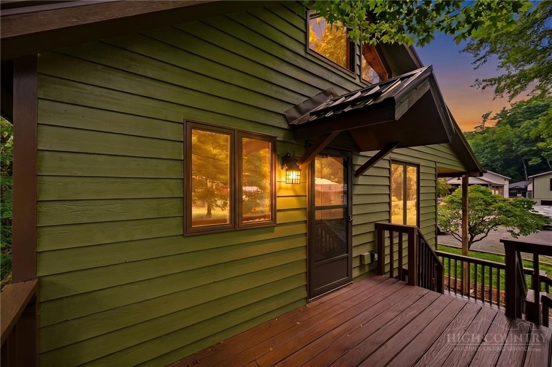 208 Meadow Loop Property Photo 2