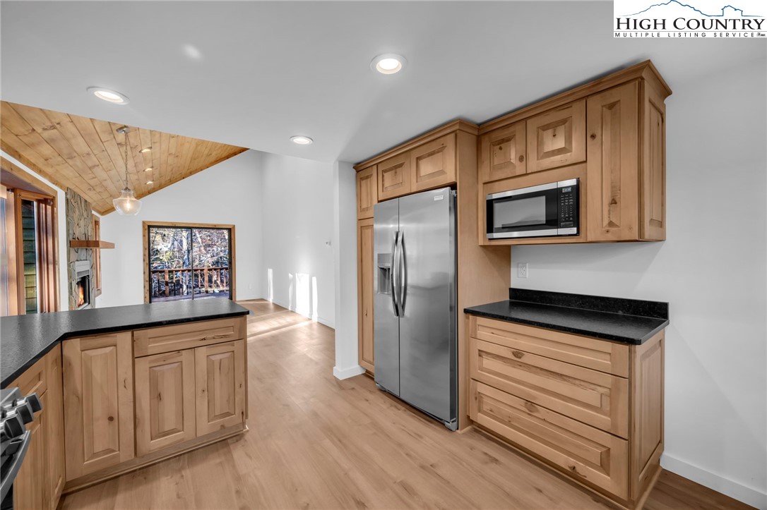 208 Meadow Loop Property Photo 6