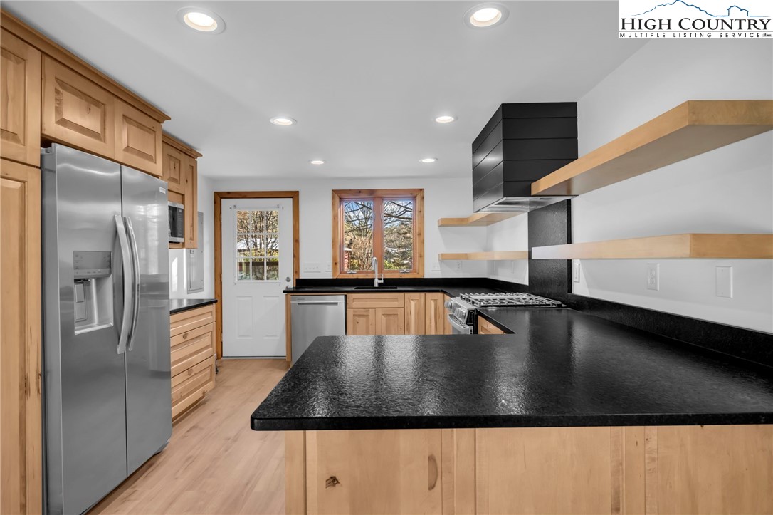 208 Meadow Loop Property Photo 7