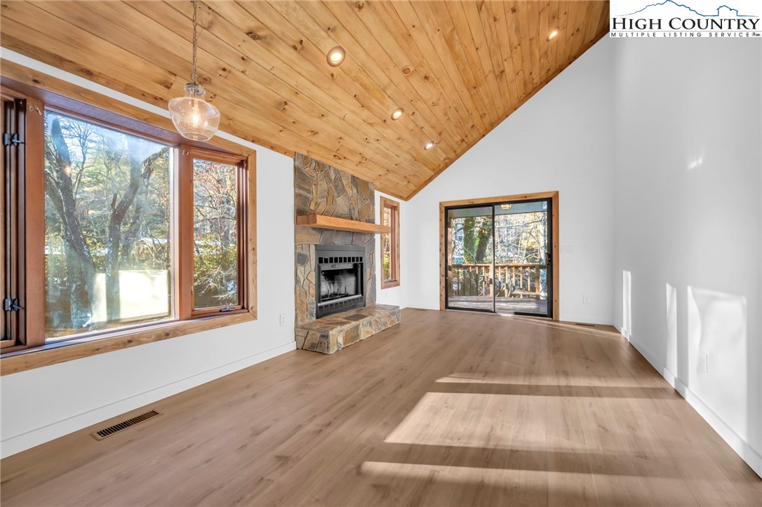 208 Meadow Loop Property Photo 11