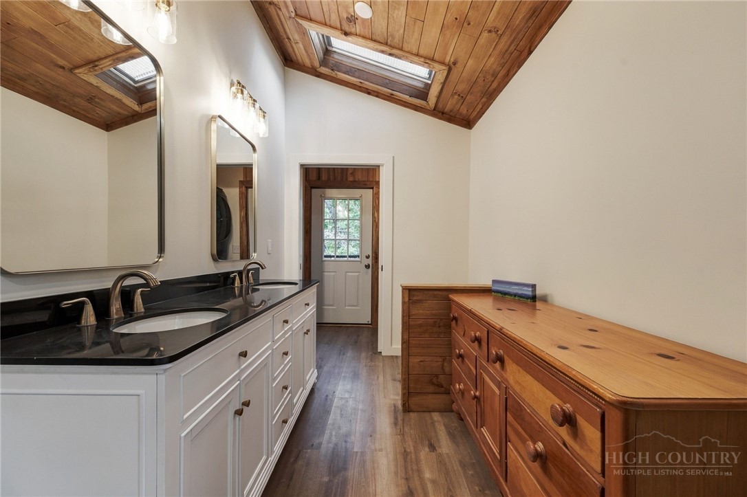 208 Meadow Loop Property Photo 14