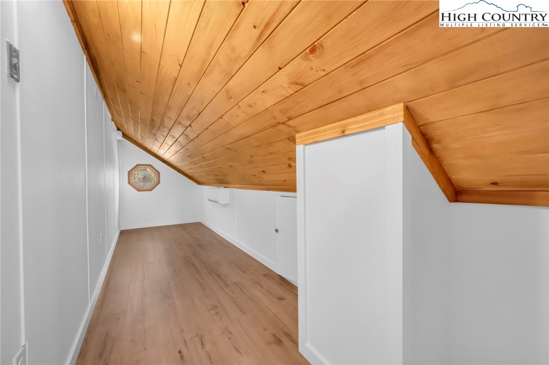 208 Meadow Loop Property Photo 27