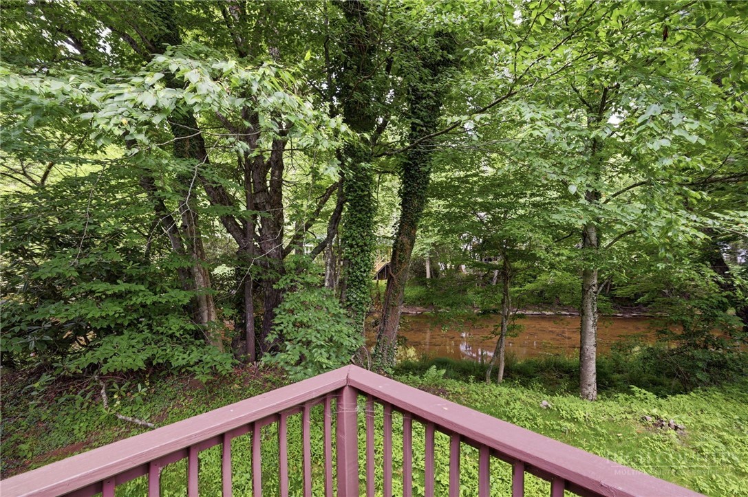 208 Meadow Loop Property Photo 31