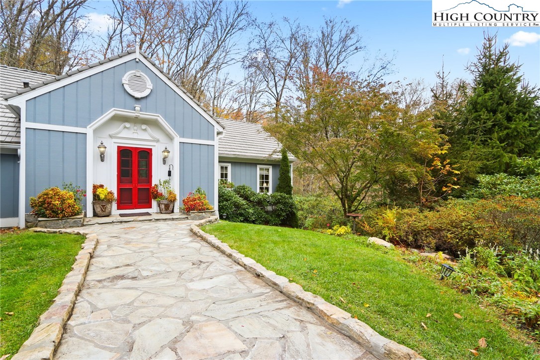 109 Rockbrook Court Property Photo 49