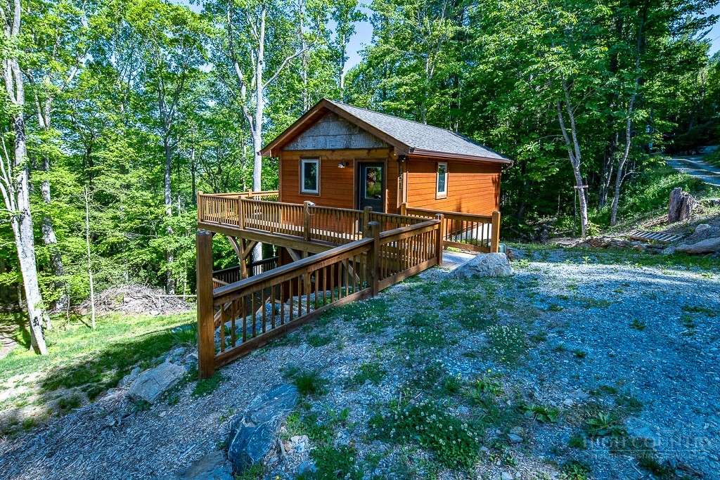 131 Ollie Trail Property Photo 2
