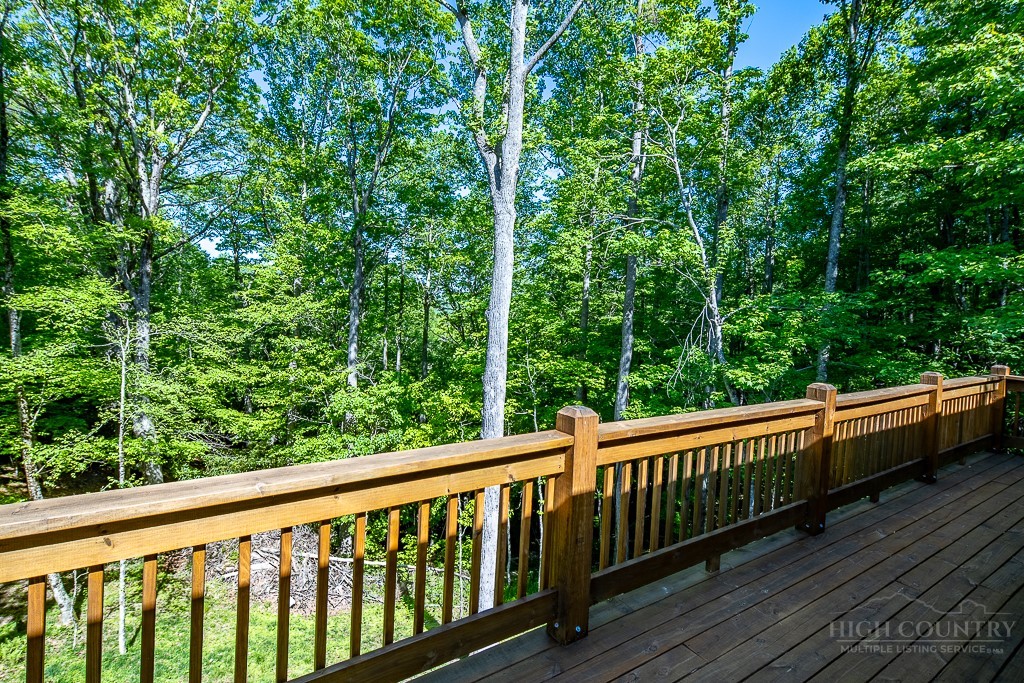 131 Ollie Trail Property Photo 10