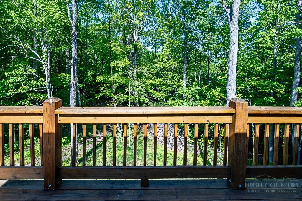 131 Ollie Trail Property Photo 11