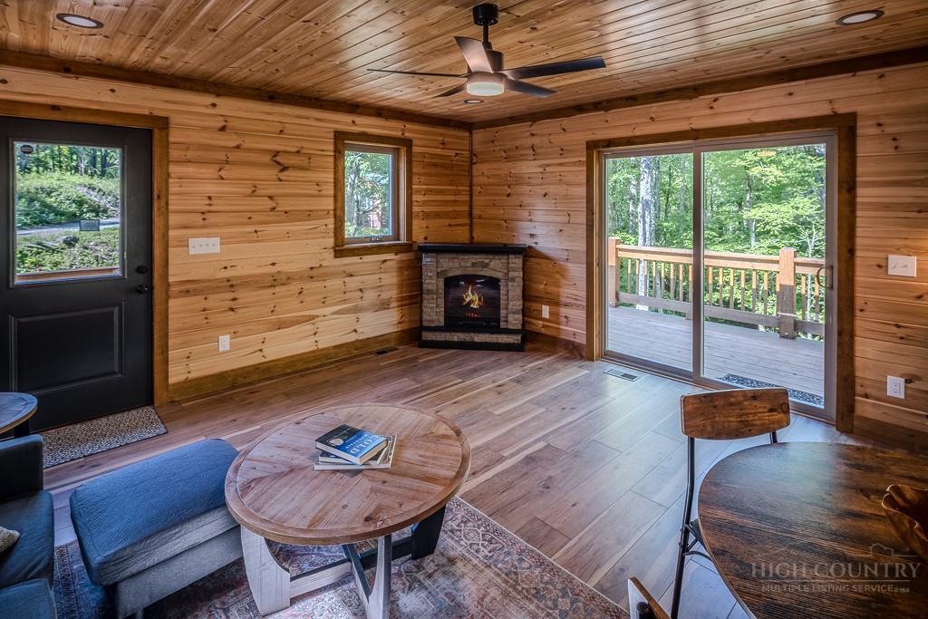131 Ollie Trail Property Photo 16