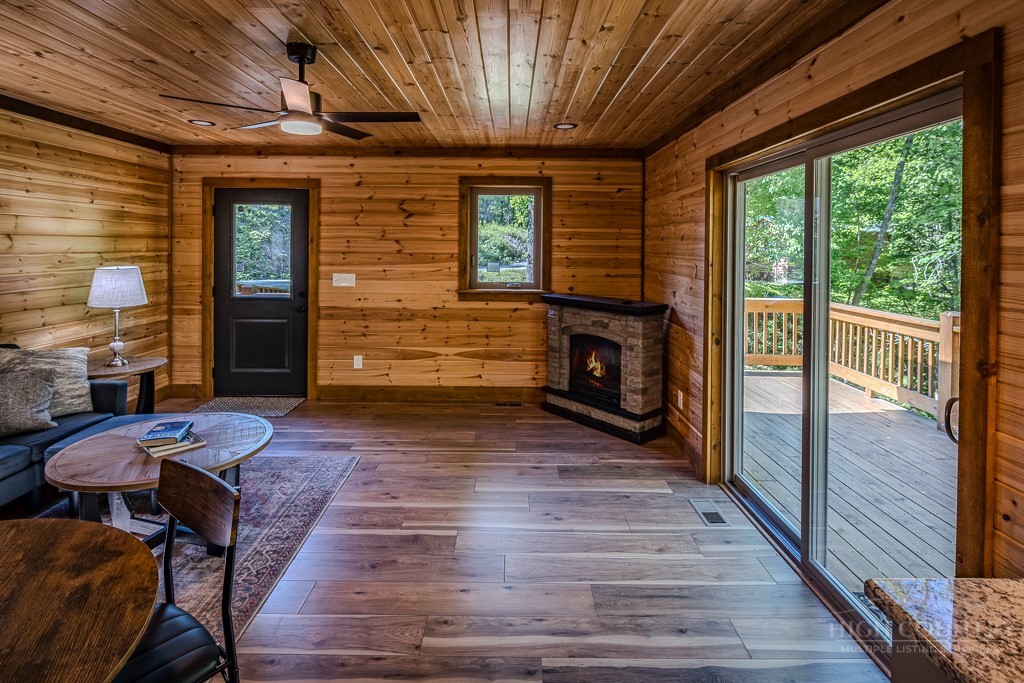 131 Ollie Trail Property Photo 17