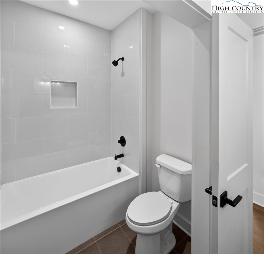 20 Busic Ridge Property Photo 33