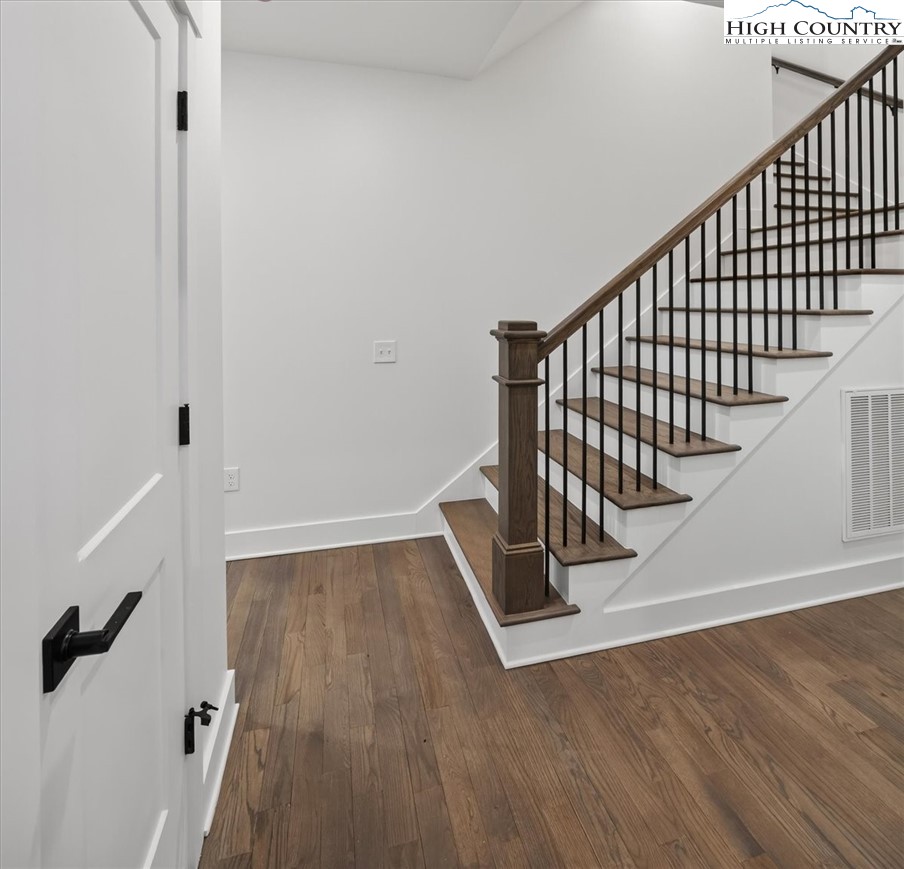 20 Busic Ridge Property Photo 43