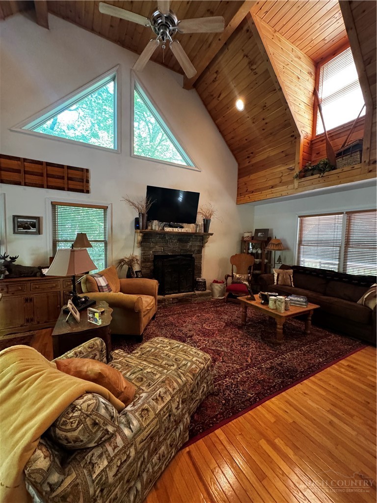 128 Hillcrest Road Property Photo 2