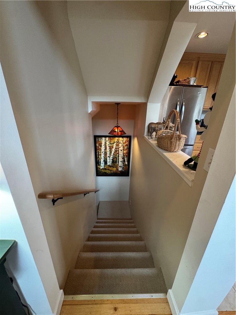 128 Hillcrest Road Property Photo 28