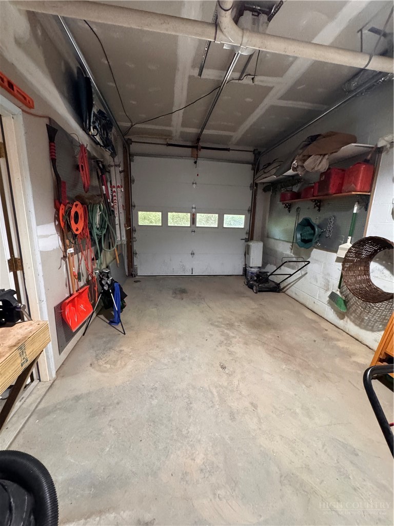 128 Hillcrest Road Property Photo 41