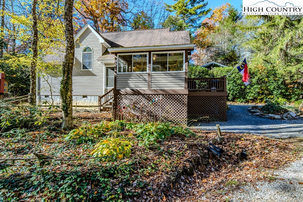 172 Valley Lane Property Photo 5