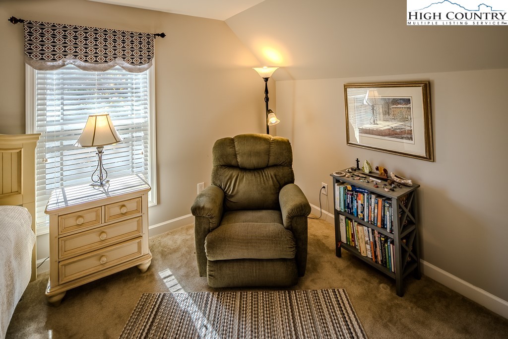 172 Valley Lane Property Photo 42