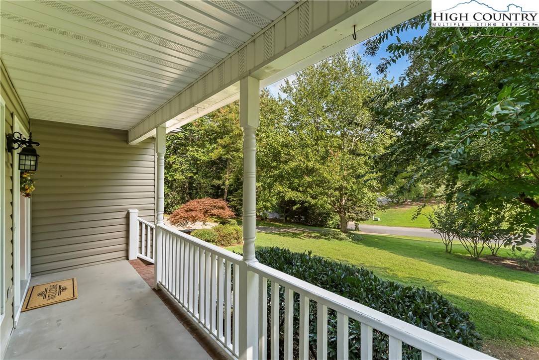 4617 Harbor View Terrace Property Photo 4