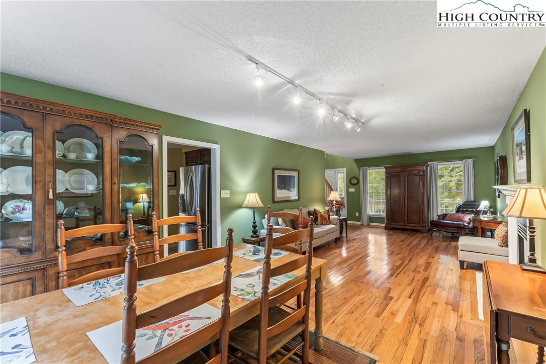 4617 Harbor View Terrace Property Photo 7