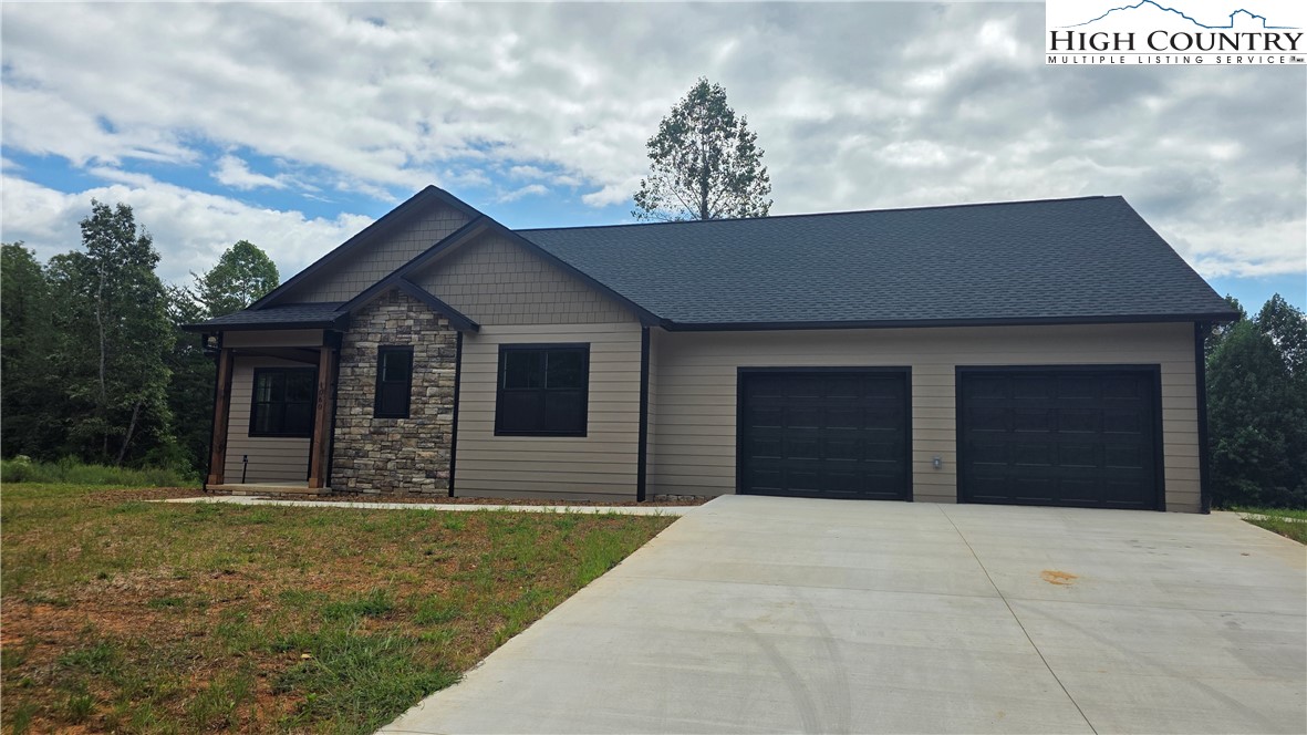 1060 Hawksbill Drive Property Photo 1
