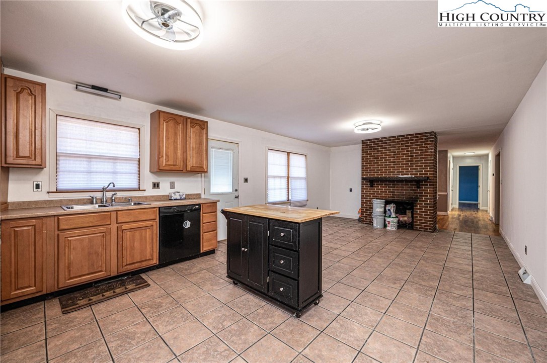 620 Diamondhead Drive Property Photo 19