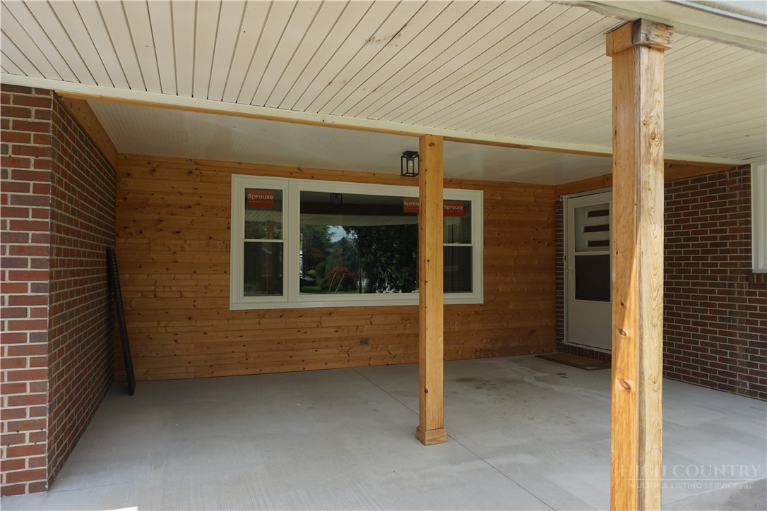 620 Diamondhead Drive Property Photo 33