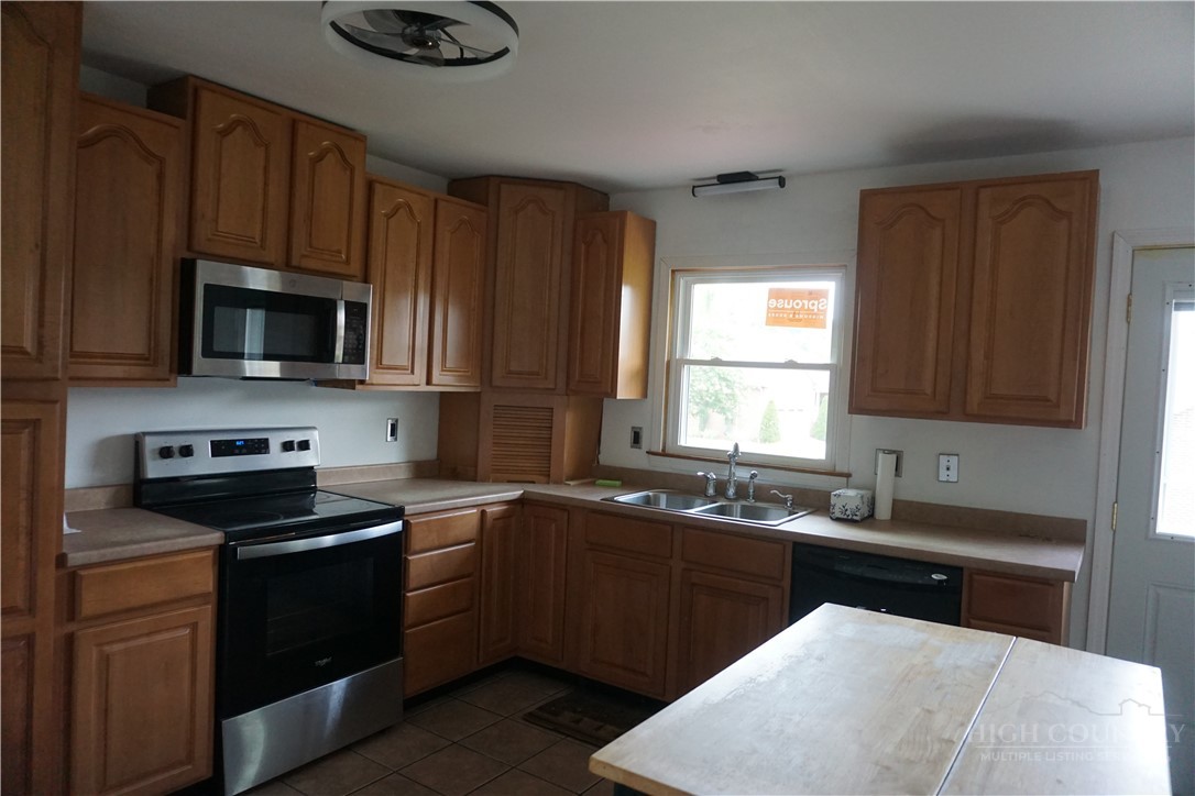 620 Diamondhead Drive Property Photo 49