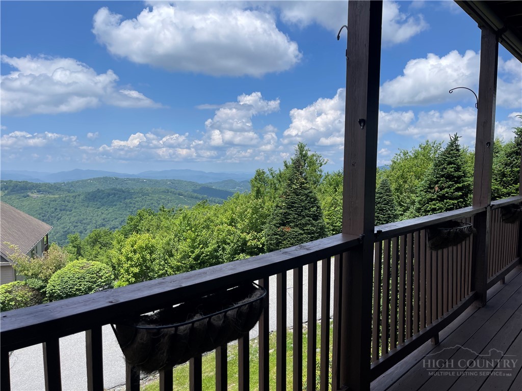 575 Craggy Pointe 13D Property Photo 1