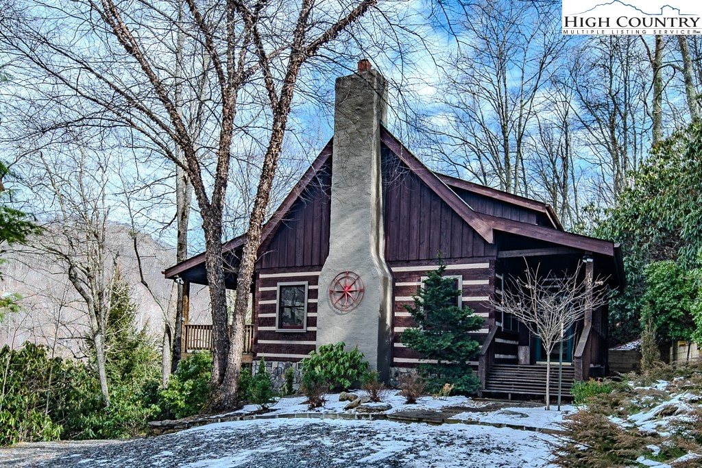 182 Streamside Lane Property Photo 7