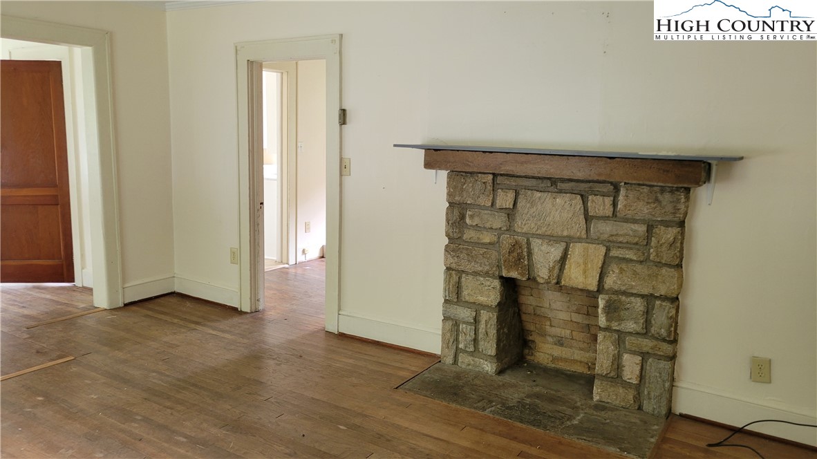 229 Old Bristol Road Property Photo 6