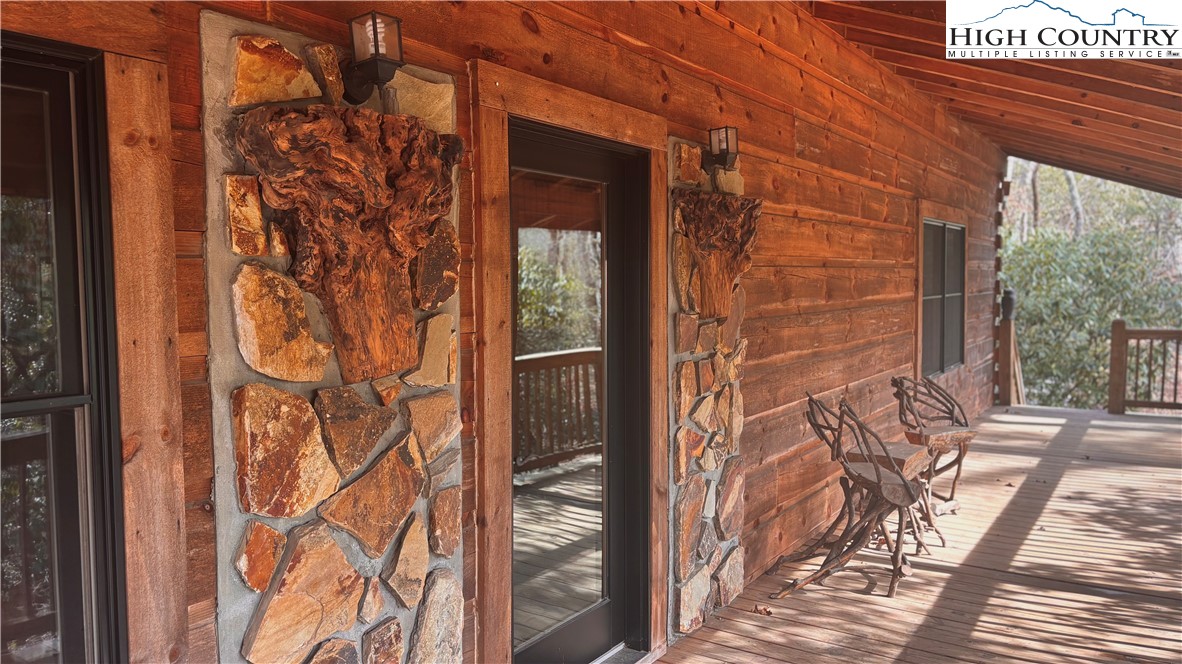 1694 Humpback Mountain Road Property Photo 22