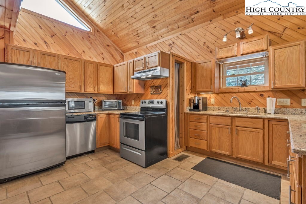 173 Spring Brook Road Property Photo 7