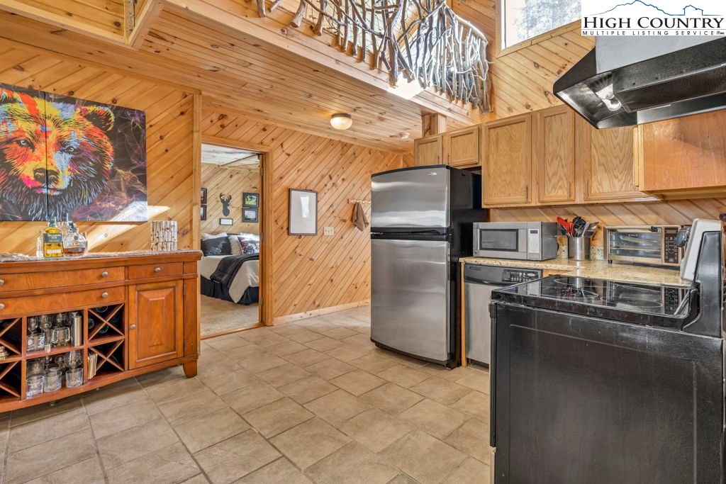 173 Spring Brook Road Property Photo 8