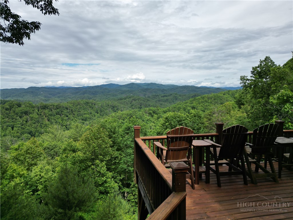 1155 Elk Ridge Road Property Photo 7