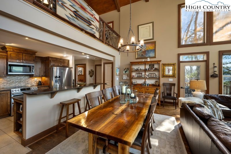 1155 Elk Ridge Road Property Photo 12