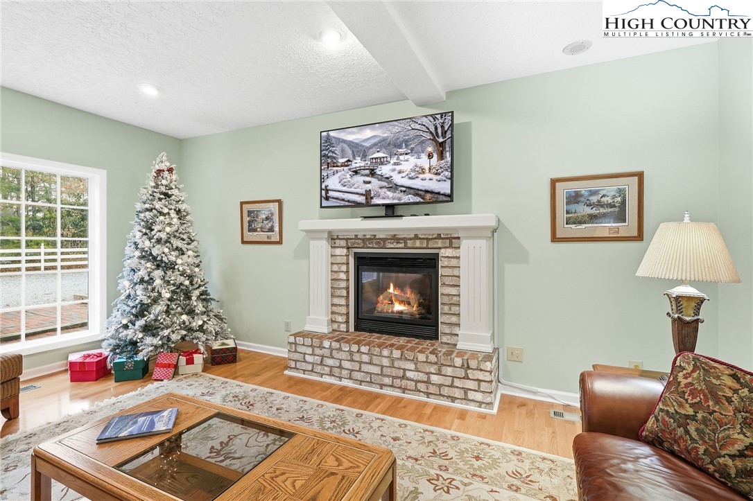 1644 Broadstone Road Property Photo 8