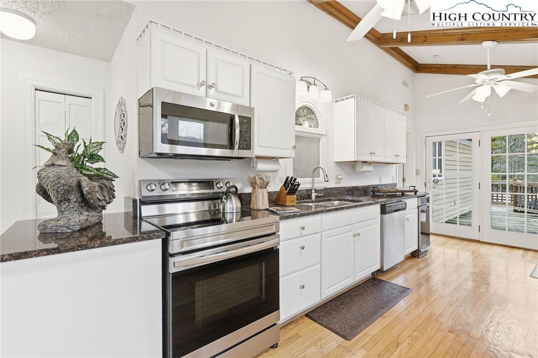 1644 Broadstone Road Property Photo 29