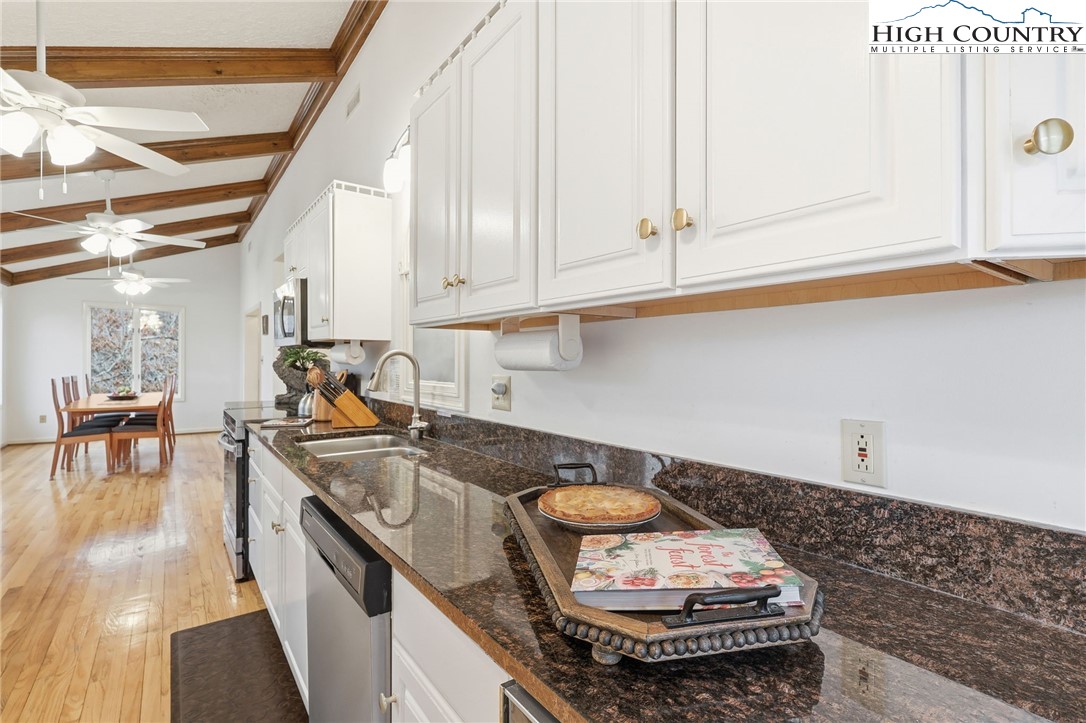 1644 Broadstone Road Property Photo 31