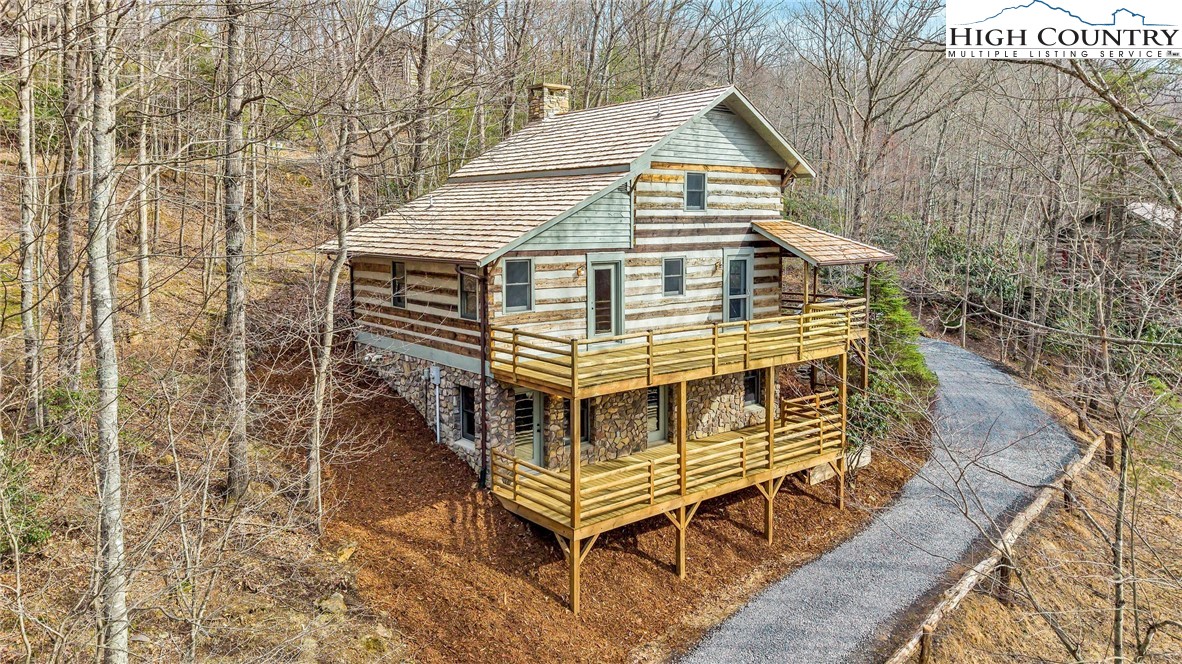 372 Homestead Road Property Photo 1