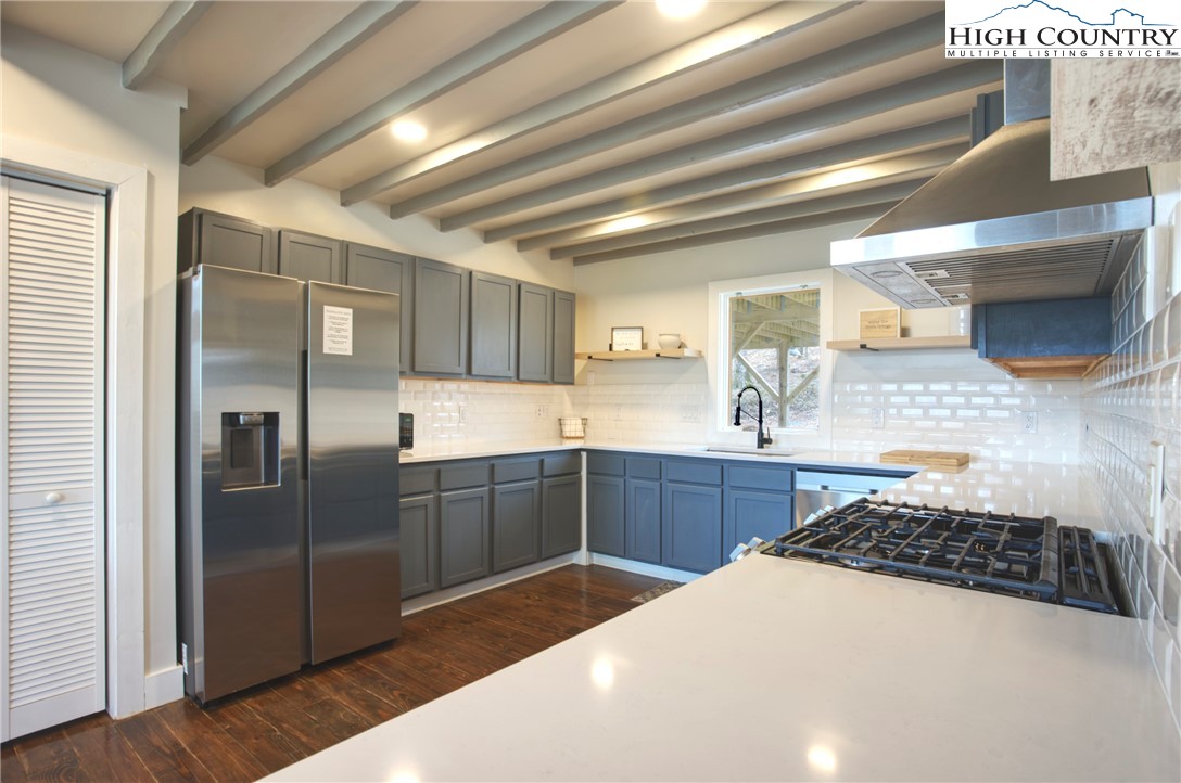 111 Overbrook Trail Property Photo 13