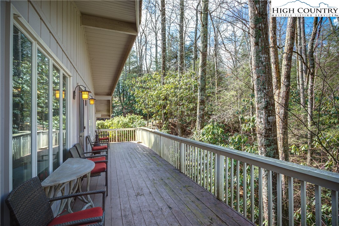 209 Birch Property Photo 7